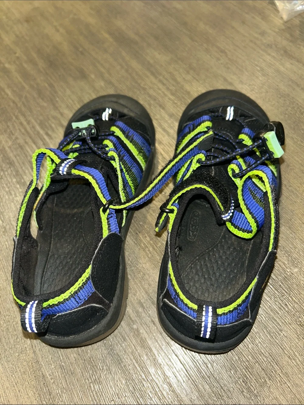 KEEN Newport H2 Sandals Size J1. Blue Green Bump Toe Hike Waterproof, Semi New.